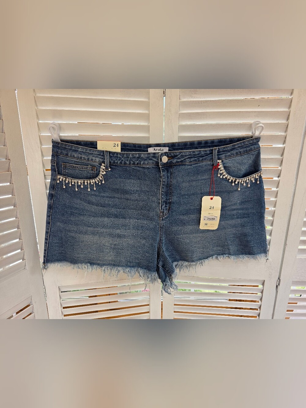 Arula Women's Denim 3" High Rise Plus Shorts Size 24